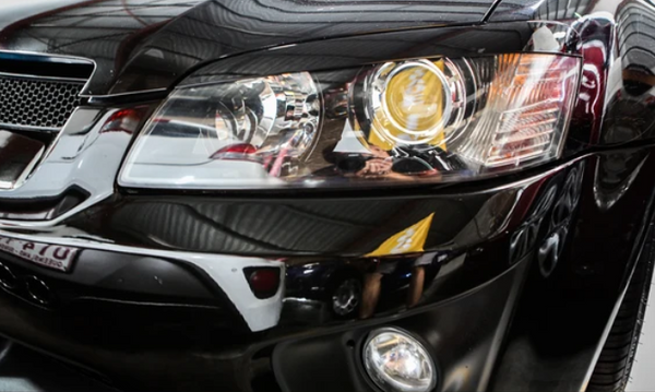 GLOSS BLACK INJECTION PLASTIC HEADLIGHT COVERS TO SUIT HOLDEN COMMODORE VE SERIES  I & II